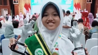 Siswi Madrasah Tsanawiyah 3 Surabaya Juara Umum Putri Lingkungan Hidup 2023
