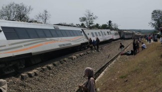 Kronologi Kecelakaan Kereta di Kulon Progo: KA Argo Anjlok Lalu Diserempet Argo Wilis