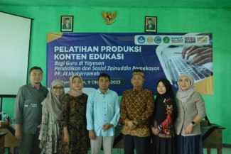 Guru Ponpes Al-Mukarromah Belajar Produksi Konten ke Unesa