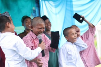 Jangan Bentak dan Pukul, Ini 7 Cara Mendidik Anak Berakhlak, Penurut dan Rajin