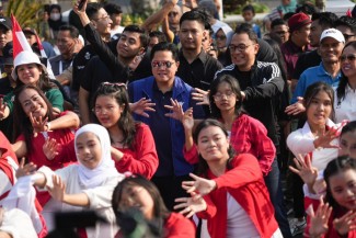 Arek Suroboyo Antusias Sambut Trofi Piala Dunia U-17