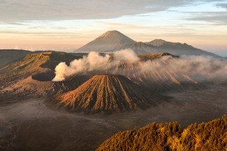 Keren! Bromo Tengger Semeru Masuk Tiga Besar Taman Nasional Terindah di Dunia