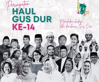 Warga Berbondong-bondong Sedekah Sampah Plastik di Haul ke-14 Gus Dur