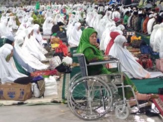 Panitia Harlah Ke-78 Muslimat NU Sediakan Ratusan Kursi Roda untuk Lansia