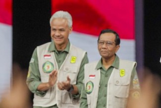 Gaya Ganjar-Mahfud: Kemarin Ala Top Gun, Sekarang Bak Pecinta Alam