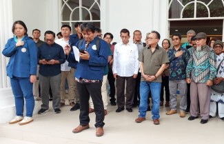 Unair Memanggil Sampaikan 4 Manifesto untuk Pemerintahan Jokowi