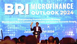 Hadiri BRI Microfinance Outlook 2024, Jokowi Soroti Peran Penting UMKM