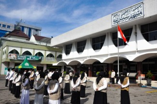 Manajemen Zakat dengan Service Excellent di Masjid Sabilillah Jadi Percontohan Nasional