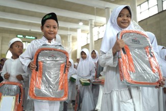 Safari Ramadhan 1445 H, SIG Salurkan Bantuan dan Santunan di 7 Provinsi