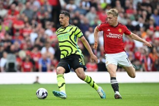 Arsenal Kembali Ke Puncak Liga Premier Usai Unggul 0-1 Dari Manchester United
