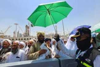 Cuaca Kering dan Panas di Saudi, Jamaah Haji Diimbau Perbanyak Minum Air Putih