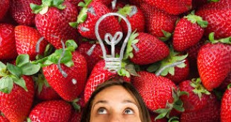Hindari Pola Asuh Strawberry Parents Agar Anak Tangguh