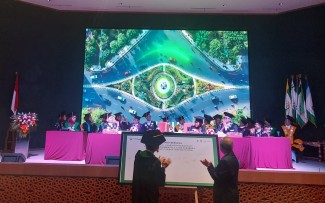 Unusa Luncurkan Penjernih Air dan Deklarasi Menuju Kampus Bebas Sampah Plastik
