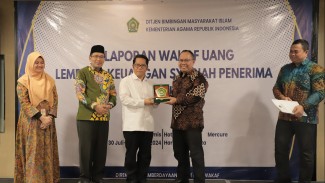 Dua Bank Ini Ditetapkan sebagai Lembaga Keuangan Syariah Penerima Wakaf Uang