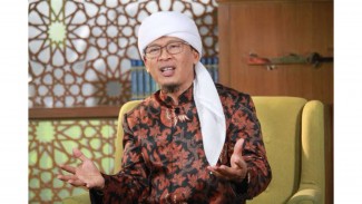 Kunci Sukses Dunia Akhirat: AA Gym Ungkap Keistimewaan Akhlak yang Menyentuh Kalbu