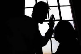 Dosen UM Surabaya Beri Tips Pemulihan Mental untuk Korban KDRT
