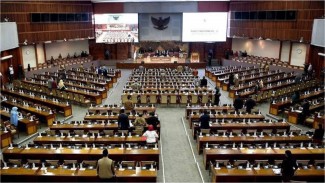 Putusan MK Jadi Acuan Pendaftaran Pilkada, DPR Urungkan Pengesahan Revisi UU
