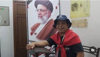 Catatan Perjalanan DR Mukhaer Pakkanna Menyusuri Teheran, Ziarah ke Makam Ayatollah Khomeni