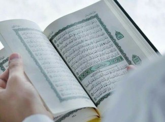 Jangan Langsung Tutup Al-Quran Setelah Ngaji, Minta Ini pada Allah SWT