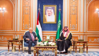 Krisis Gaza Memanas, MBS dan Abbas Gelar Pertemuan Darurat di Riyadh