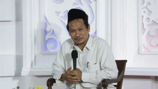 Tips Jitu Gus Baha: Ingat Allah, Lupakan Masalah