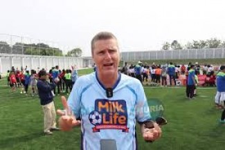Peserta MilkLife Soccer Challenge - Surabaya Series II 2024 Membeludak, Ini Kata Coach Timo