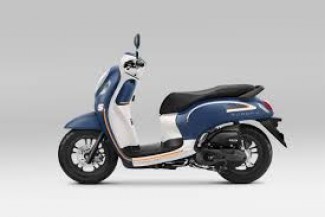 AHM Siap Perkenalkan New Scoopy: Lebih Besar, Tetap Lincah?