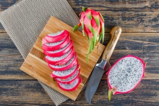 Jangan Buang Kulit Buah Naga, Manfaatnya Banyak Lho