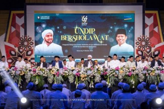 Undip Gelar Sholawat Bersama, Rektor Minta Doa Habib Assegaf