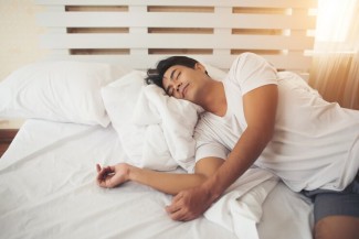 Kualitas Tidur Buruk di Usia 40-an Membuat Otak Cepat Tua