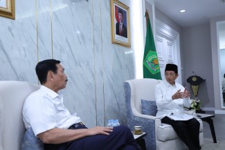 Nasaruddin Umar dan Ketua Dewan Ekonomi Nasional Bahas Peran Agama bagi Lingkungan