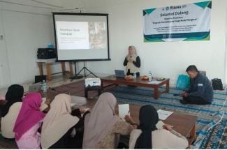 Tim Pengabdian Unusa Gelar Pelatihan Volunteer untuk Program Pembelajaran Anak Marginal