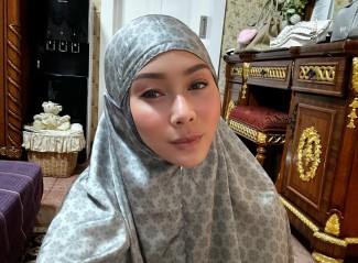 Masya Allah, Inul Daratista Berangkatkan 15 Orang Ibadah Umrah ke Tanah Suci