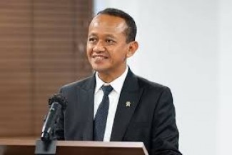 Gelar Doktoralnya Ditangguhkan UI, Bahlil Ngaku Belum Tahu
