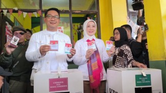 Ironi Pilkada Jakarta: RK-Suswono Masih Gunakan KTP Daerah Asal