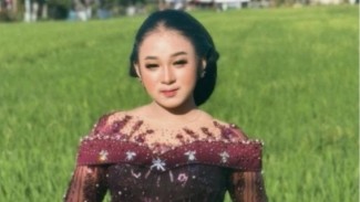 Video Niken Salindry Borong Es Teh Saat Manggung Viral, Adabnya Dinilai Jauh Dibanding Gus Miftah