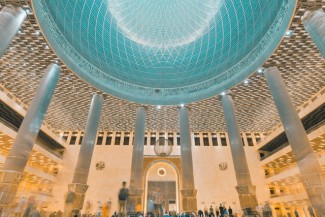 Naskah Khutbah Jumat 20 Desember 2024, Pentingnya Introspeksi Diri Jelang Pergantian Tahun