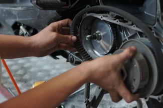 Ciri-ciri Van Belt Motor Matic Harus Diganti dengan yang Baru, Segera Tangani Sebelum Putus!