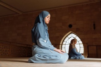 Refleksi Isra Miraj: Shalat, Pondasi yang Perkuat Hubungan Keluarga