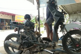 Pengendara Motor Harus Tahu, Ini Beberapa Ciri Rangka Motor yang Bengkok