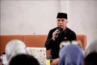 Agnez Mo Dituntut Rp1,5 Miliar, Ahmad Dhani Sebut Keadilan untuk Pencipta Lagu