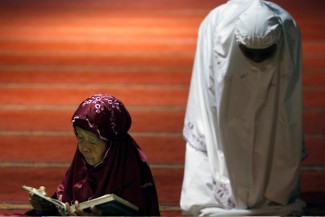 Makna Intrinsik Bacaan Surat Al-Fatihah dalam Salat