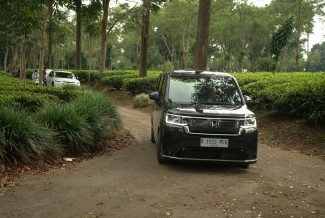 Line-up Mobil Listrik Terbaru Honda Uji Kenyamanan di kota Malang
