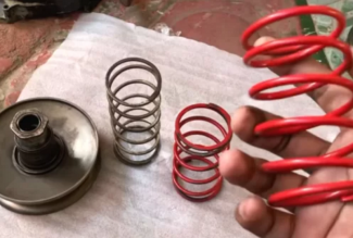Bagus Nggak Sih Pasang Per CVT yang Lebih Panjang untuk Motor Matic Harian? Begini Jawabannya
