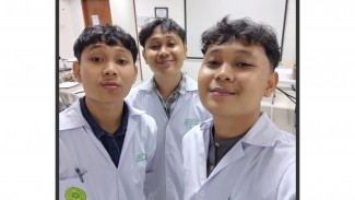 Kisah Menarik, Tiga Cowok Kembar Diterima di Kedokteran Bersamaan Lewat Jalur Test Mandiri