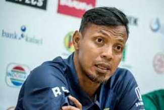 Legenda Persebaya Bejo Sugiantoro Meninggal Dunia saat Main Sepak Bola