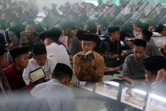 Program ‘Ramadhan Produktif’ Selama Libur Sekolah, Khofifah Ajak Murid Aktif Belajar dan Beribadah