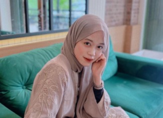 Mengenal Alma Esbeye, Qoriah yang Go International Lewat Shalawat dan Musik Gambus
