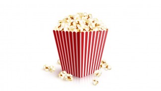 Bahaya! Jangan Konsumsikan Popcorn pada Balita.