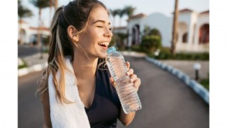 Jarang Minum Air Putih Berisiko Sebabkan Gagal Ginjal
